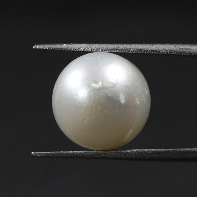 SOUTH SEA PEARL 13.56 Ct. SOUTH SEA PEARL 13.56 Ct.