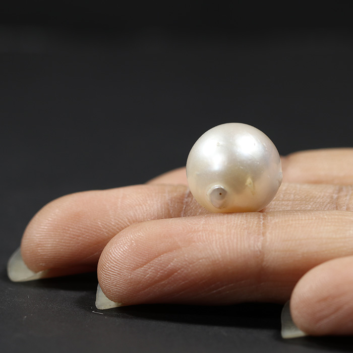 SOUTH SEA PEARL 17.57 Ct.