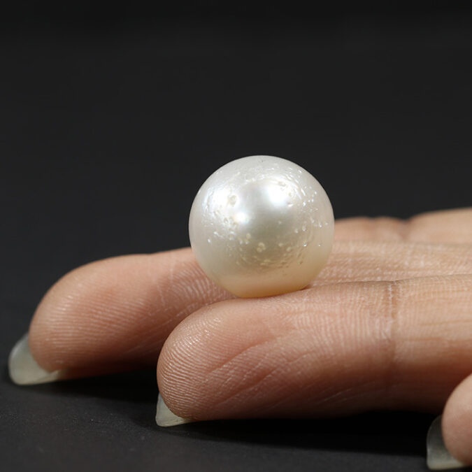 SOUTH SEA PEARL 19.27 Ct.
