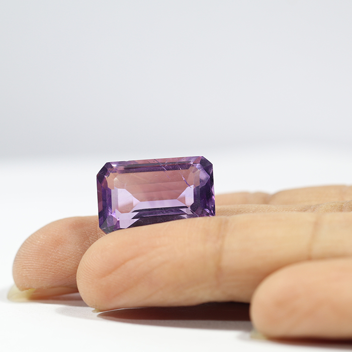 AMETHYST 12.42 Ct. AMETHYST 12.42 Ct.