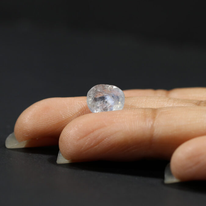 BLUE SAPPHIRE 3.55 Ct.