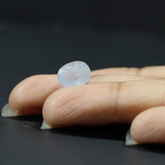 BLUE SAPPHIRE 3.79 Ct.