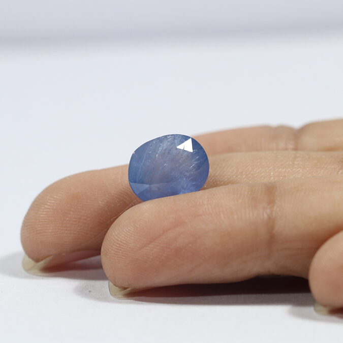 BLUE SAPPHIRE 5.36 Ct.