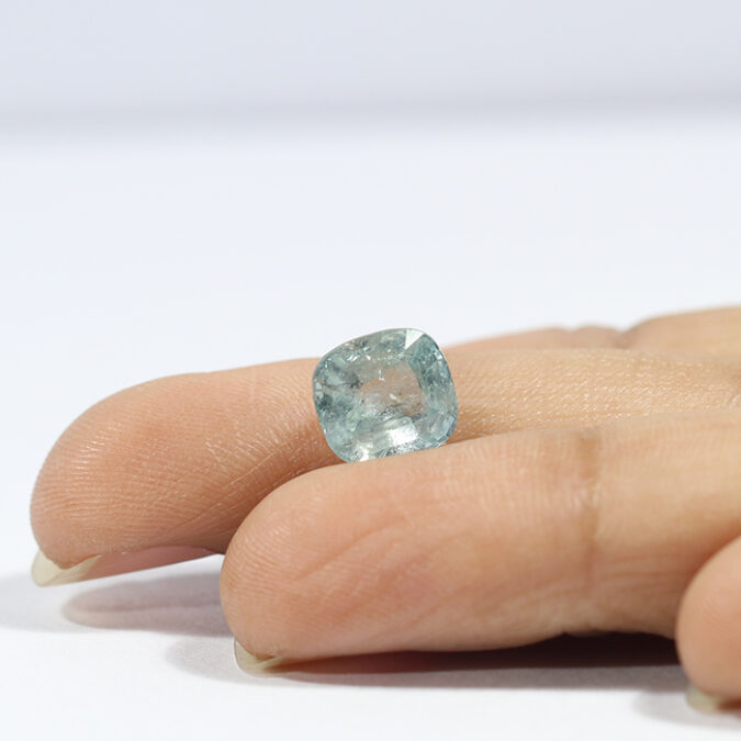 BLUE SAPPHIRE 3.46 Ct.