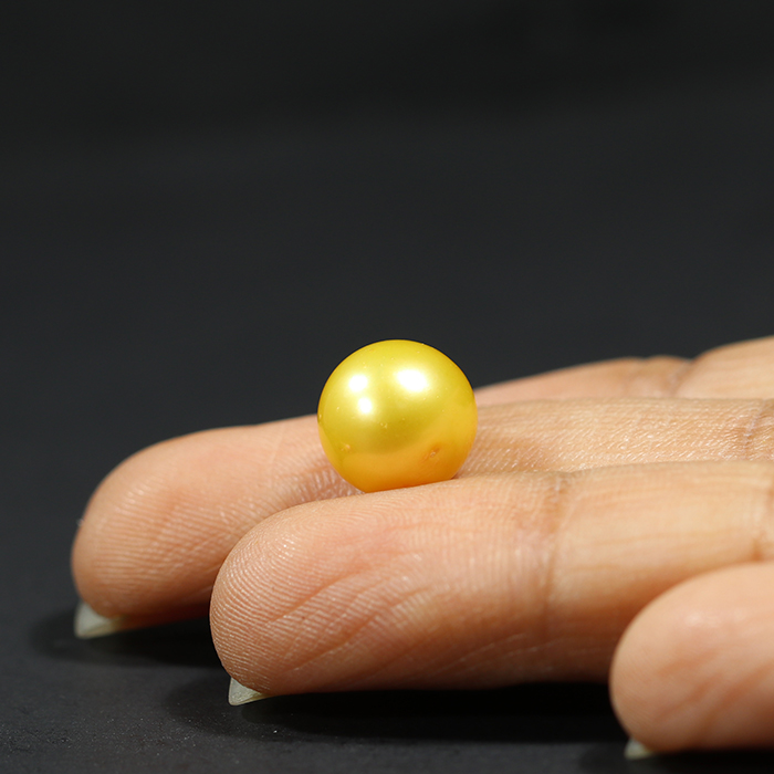 SOUTH SEA PEARL 7.16 Ct.