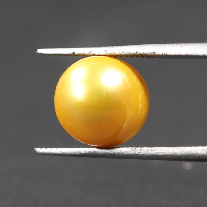 SOUTH SEA PEARL 6.36 Ct.
