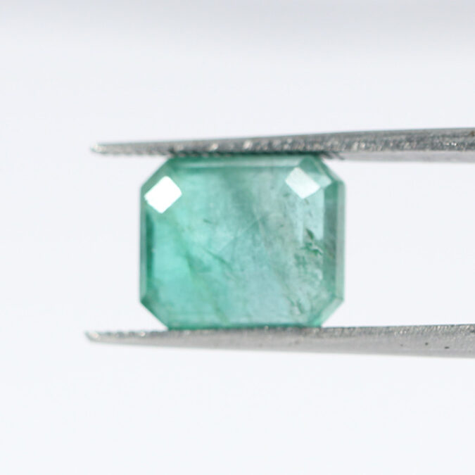 EMERALD 4.66 Ct.