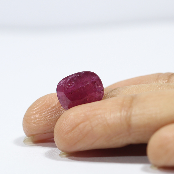 RUBY 7.37 Ct.