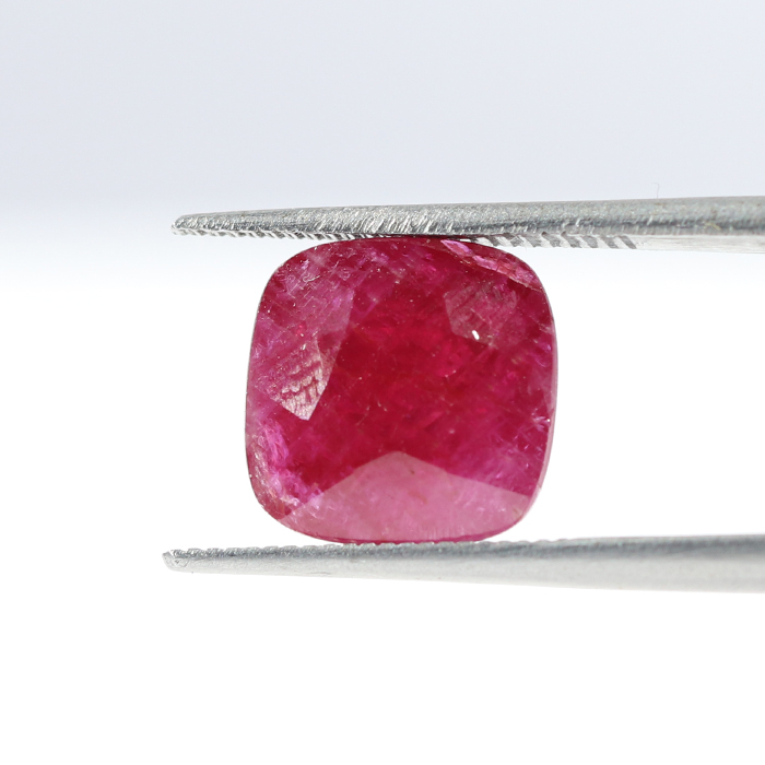 RUBY 5.33 Ct.