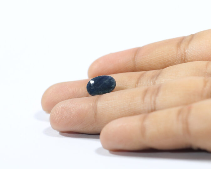 Blue Sapphire 3.99 Ct. Blue Sapphire 3.99 Ct.