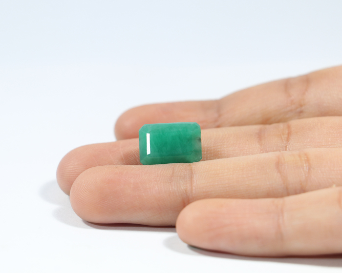 Emerald 8.92 Ct.