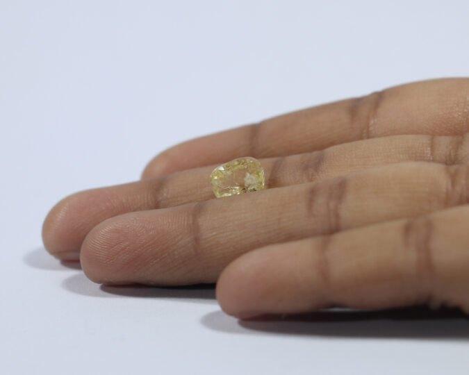 Yellow Sapphire 2.97 Ct. Yellow Sapphire 2.97 Ct.