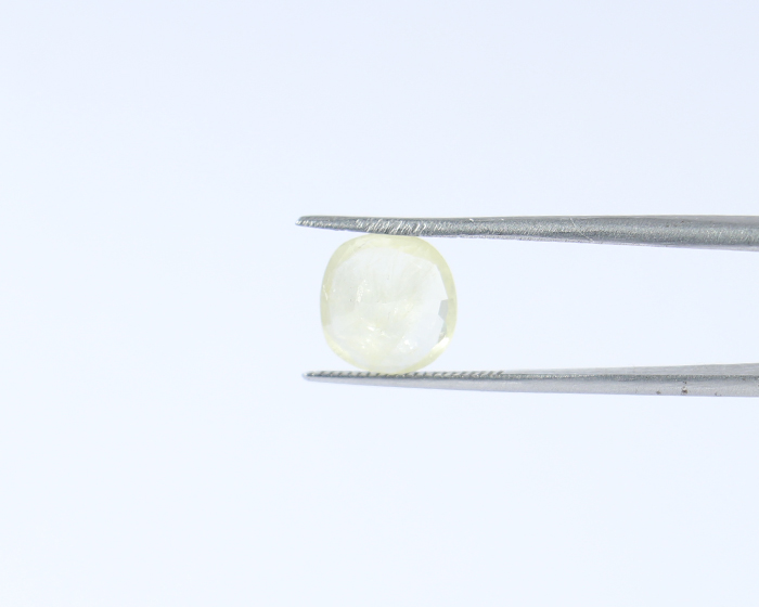 Yellow Sapphire 3.01 Ct.