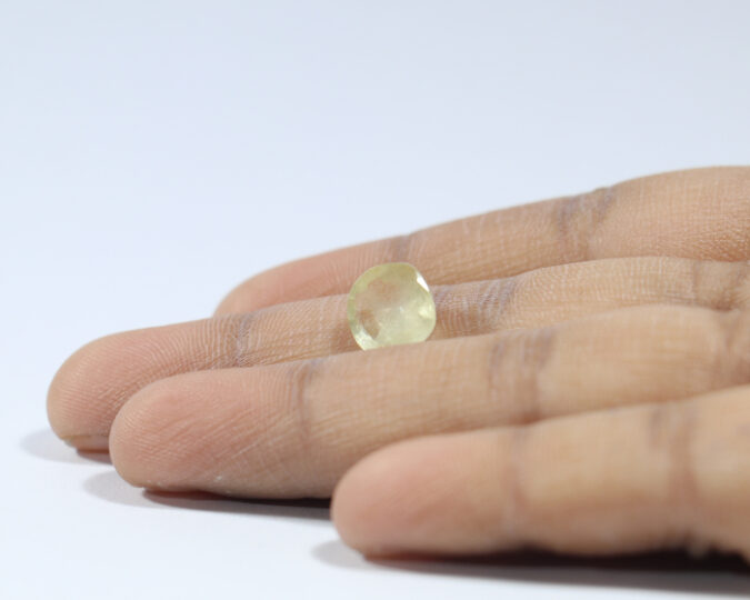 Yellow Sapphire 3.01 Ct.
