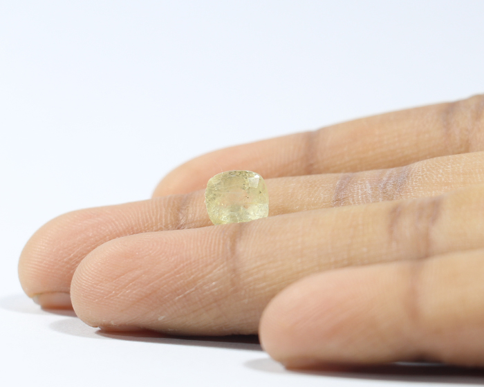 Yellow Sapphire 2.7 Ct.