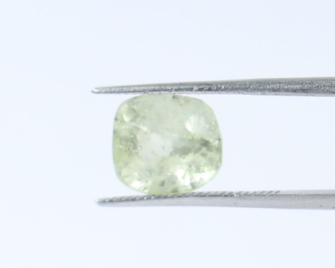 Yellow Sapphire 3.59 Ct. Yellow Sapphire 3.59 Ct.