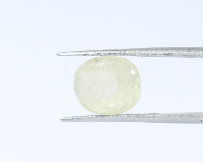 Yellow Sapphire 3.82 Ct.