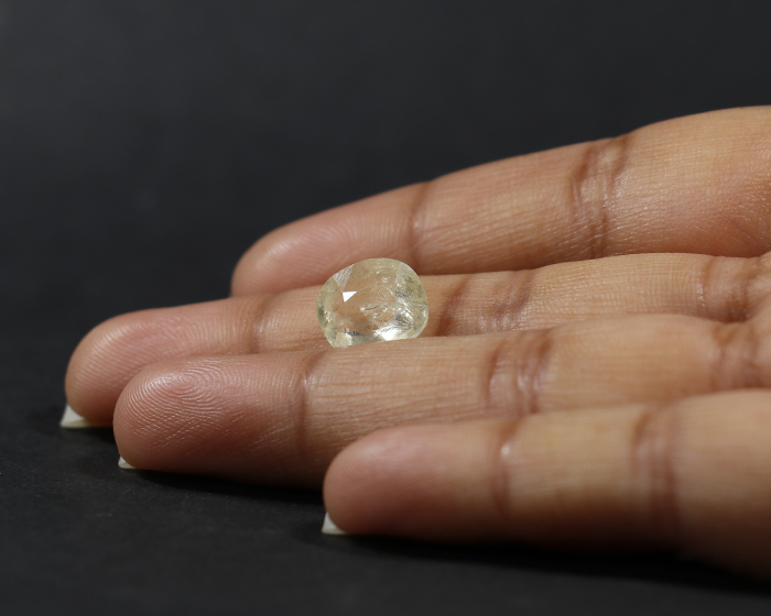 Yellow Sapphire 4.79 Ct. Yellow Sapphire 4.79 Ct.