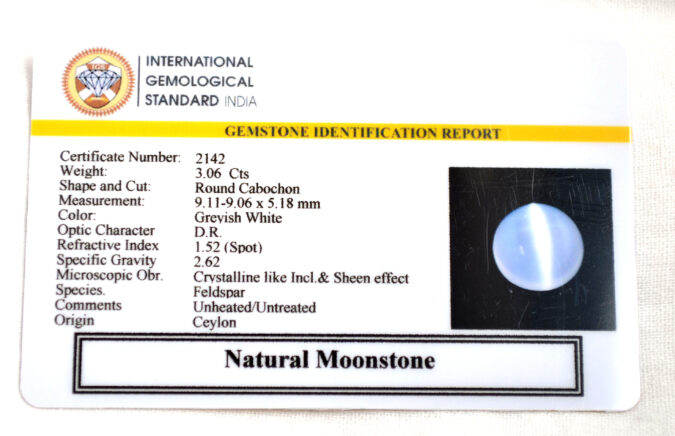 MOONSTONE 3.06 Ct.