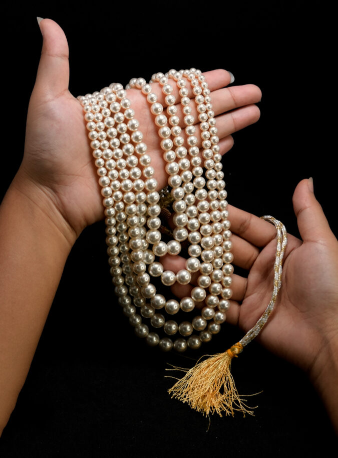 Five Layer High Quality Shell Pearl Necklace