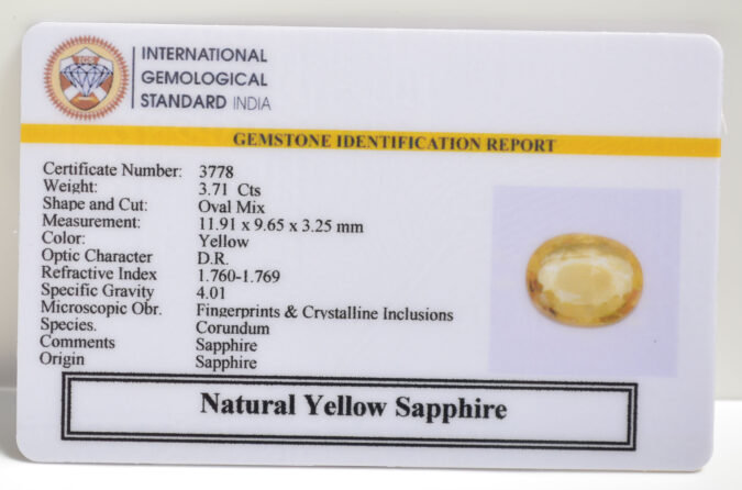 YELLOW SAPPHIRE 3.71 Ct.