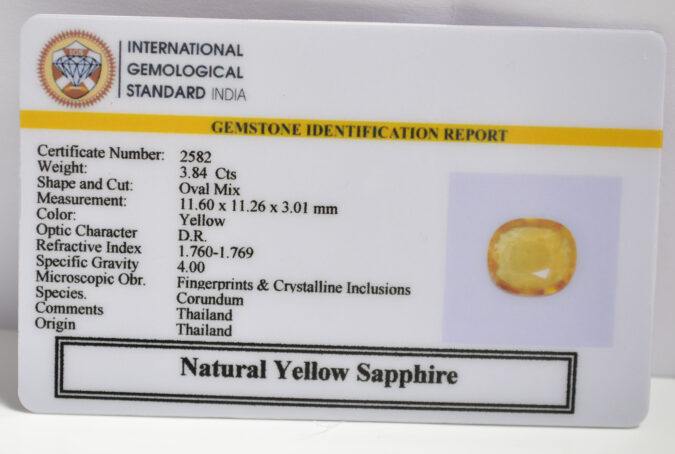 YELLOW SAPPHIRE 3.84 Ct.