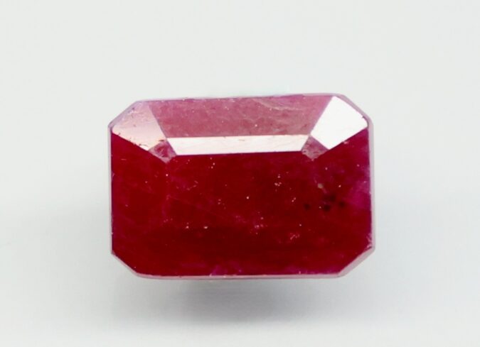 RUBY 3.65 Ct. RUBY 3.65 Ct.