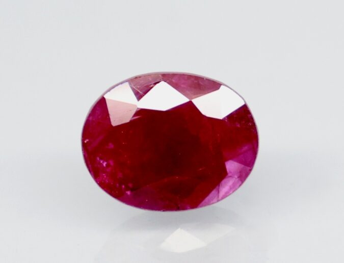 RUBY 4.82 Ct. RUBY 4.82 Ct.