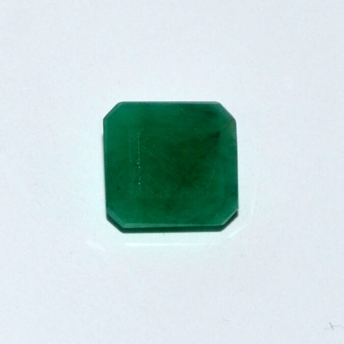 EMERALD 3.7 Ct.