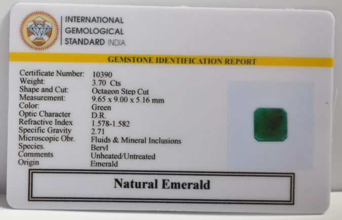 EMERALD 3.7 Ct.
