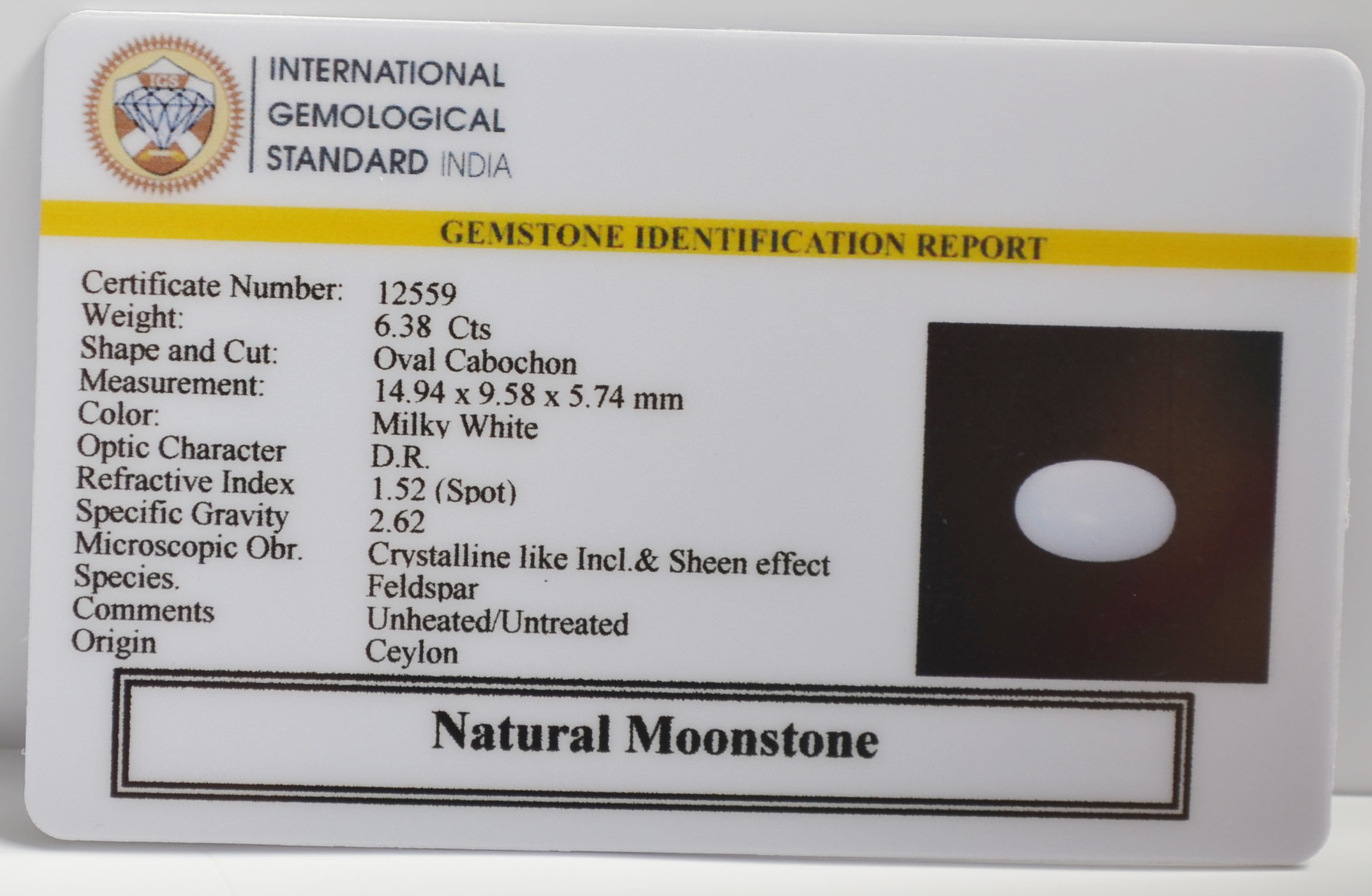 MOONSTONE 6.38 Ct.