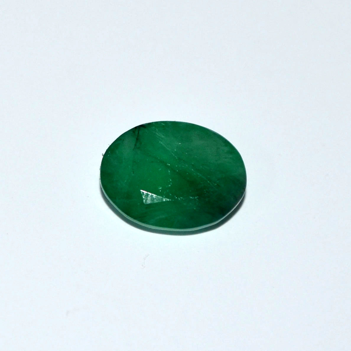 EMERALD 3.95 Ct. EMERALD 3.95 Ct.