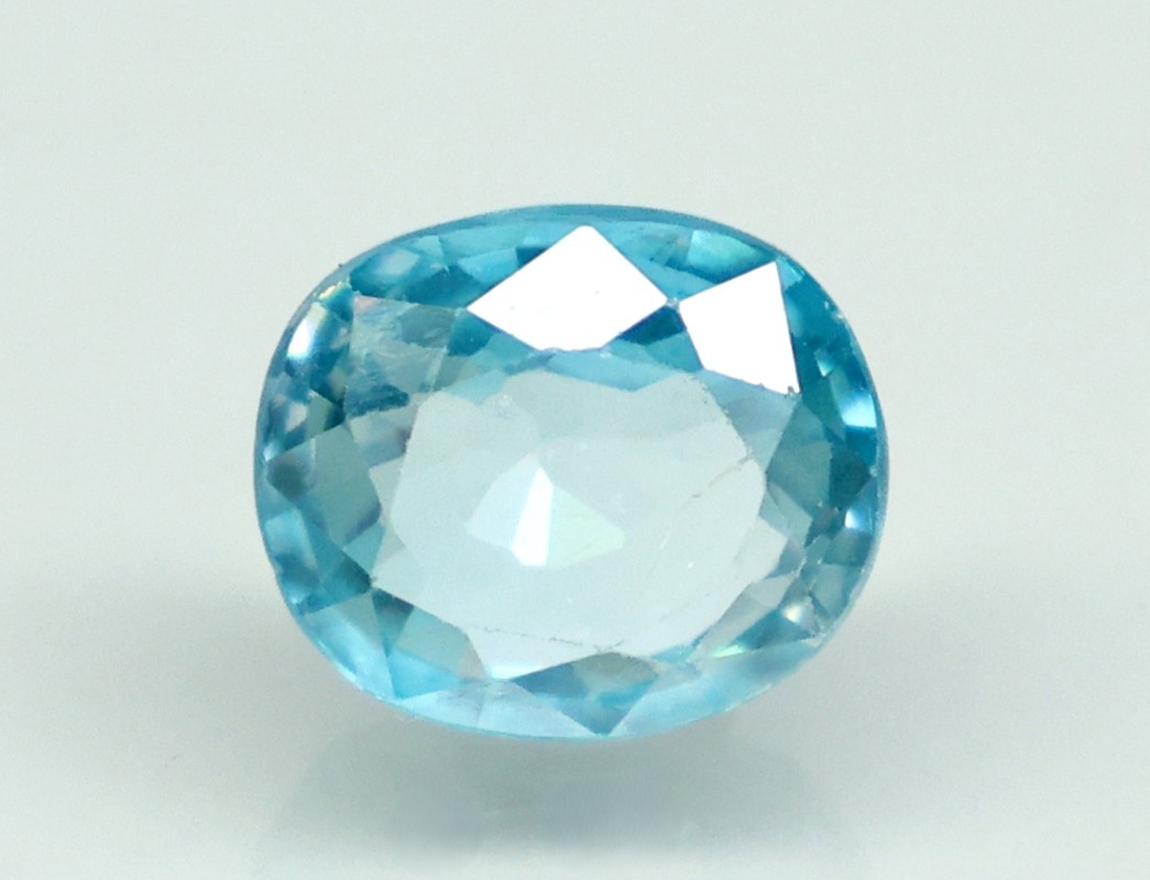 ZIRCON 4.37 Ct.