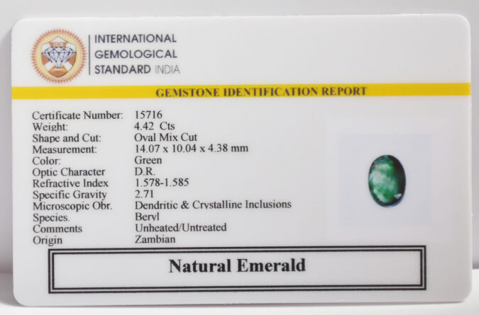 EMERALD 4.42 Ct. EMERALD 4.42 Ct.