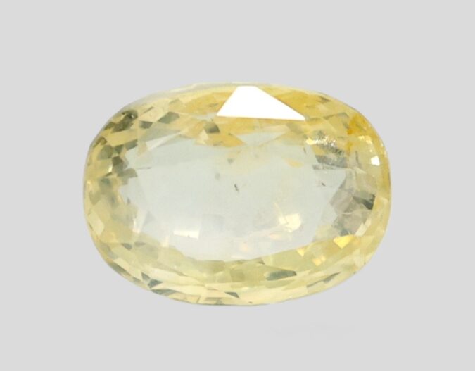 YELLOW SAPPHIRE 7.15 Ct.